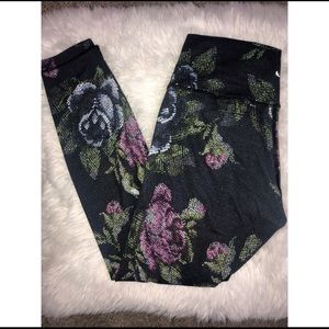 Lululemon wunder under leggings